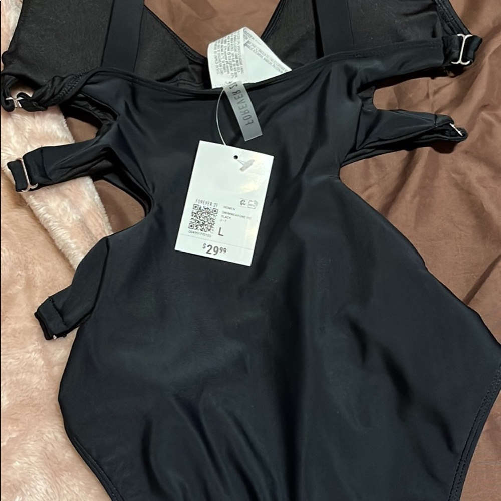 womens bathing suit size L